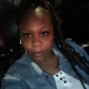 Meet your Posher, Brenda